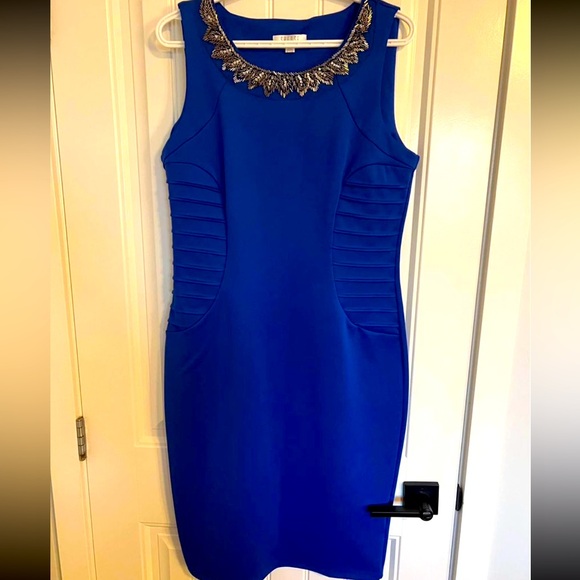 Cocktail dress - Picture 1 of 3